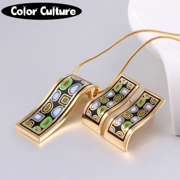 New Arrival gold Jewelry Sets Women Vintage Birthday Gift for Women Elegant Classic Enamel Sets (Necklace, Earring)